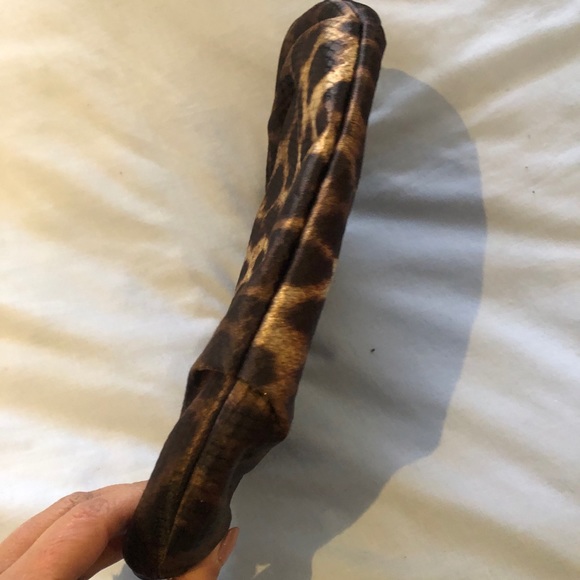 eUC banana republic purse - Picture 9 of 16